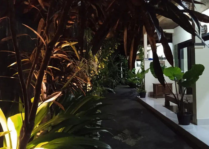 Sari Gong Guest House, A Trishula Collection Affittacamere Ubud