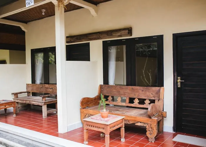 Sari Gong Guest House, A Trishula Collection 3*
