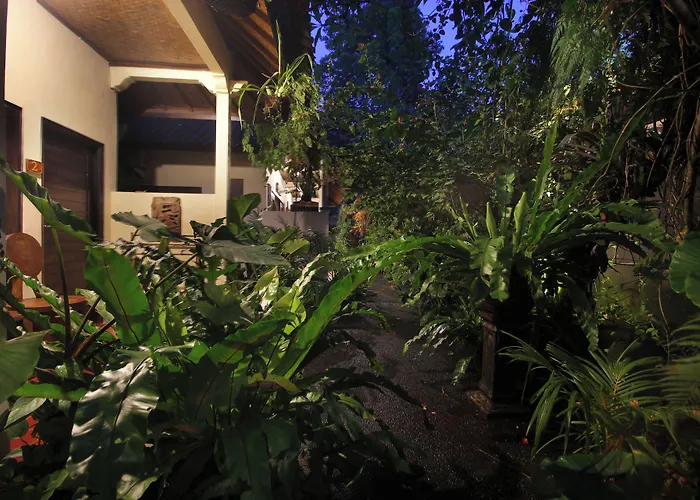 招待所 Sari Gong Guest House, A Trishula Collection 乌布